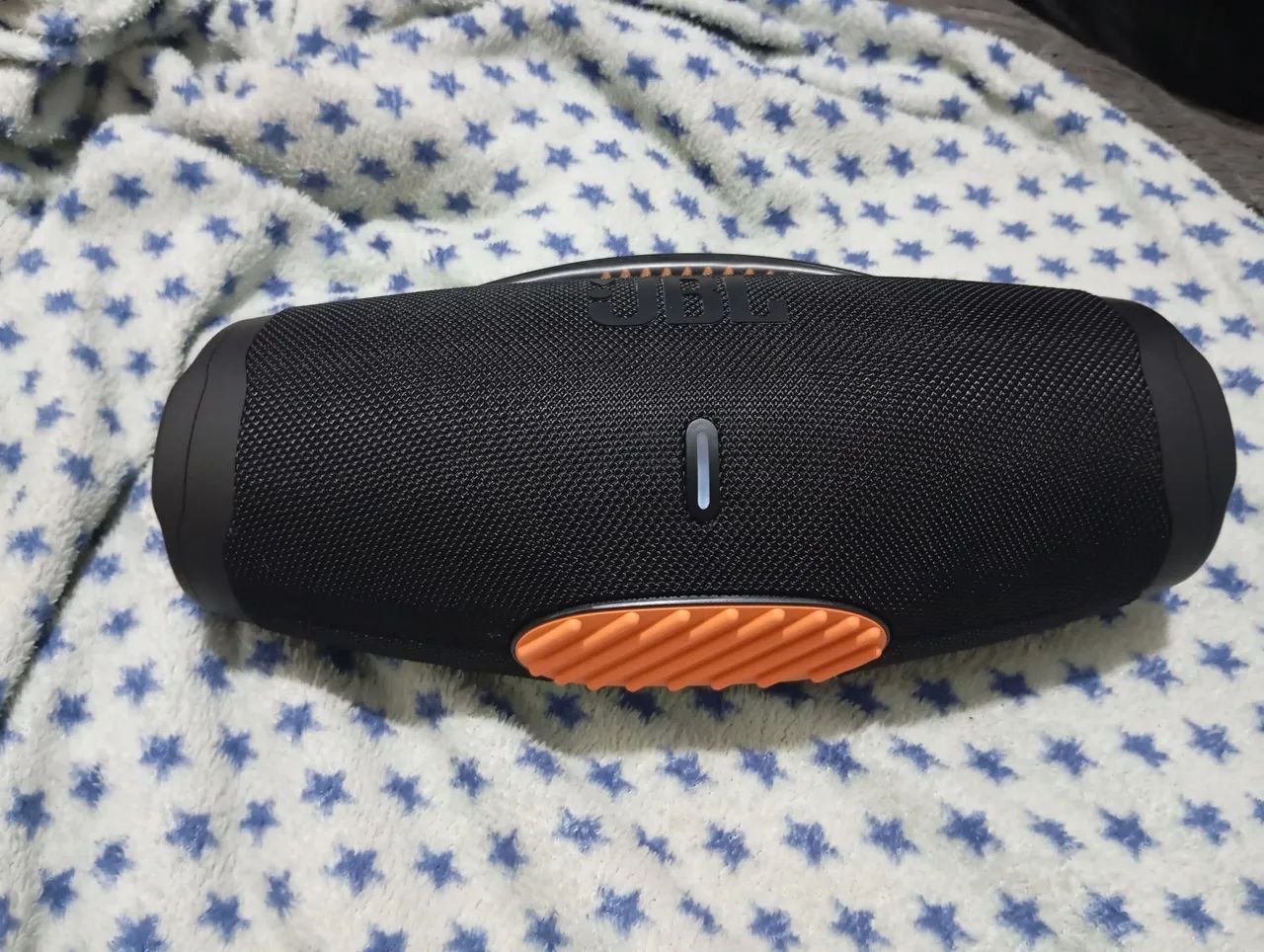 Troco caixa JBL por celular  - Foto 2