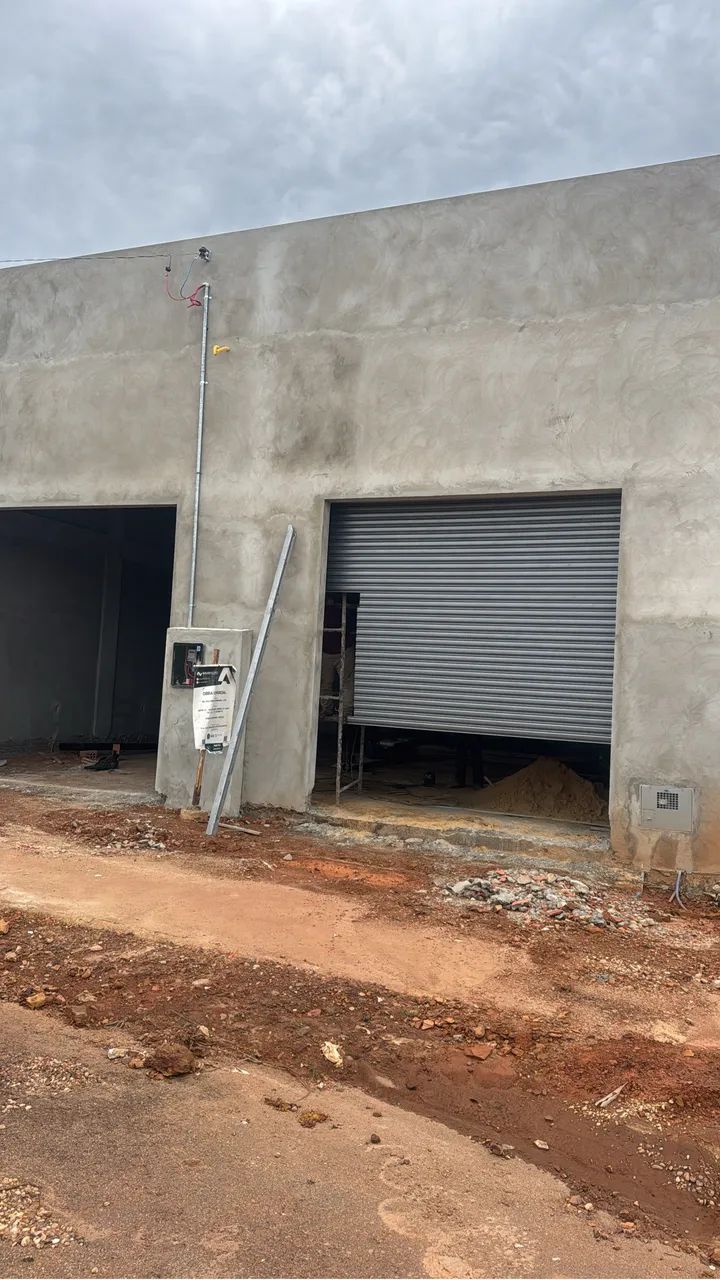 Alugo Galpão 120 metros