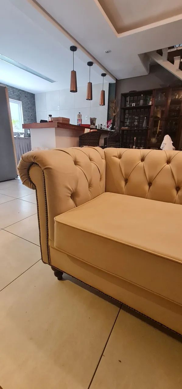 Sofá Chesterfield branco gelo - Foto 2