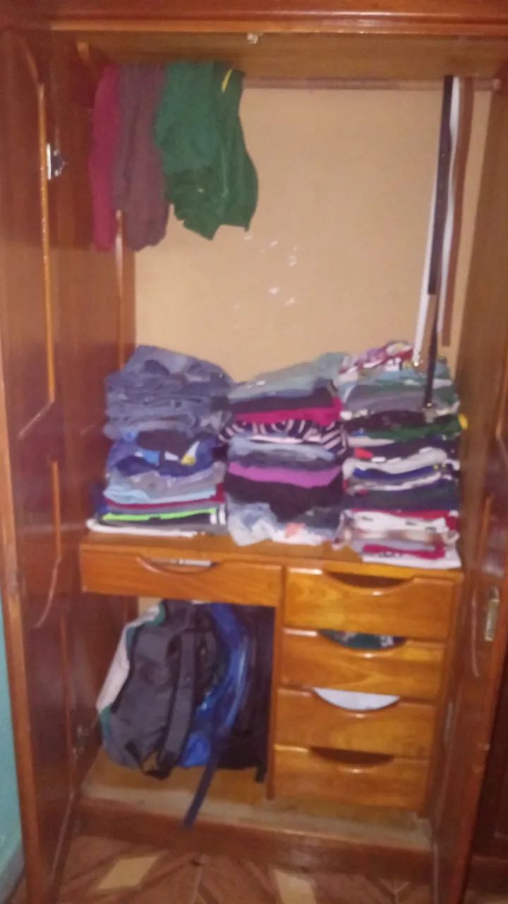 Guarda Roupa de madeira cerejeira  - Foto 4