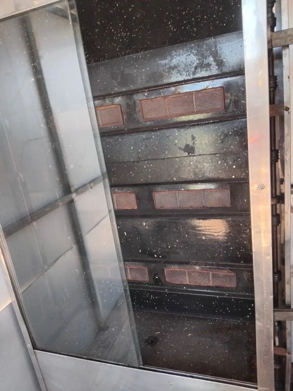Máquina de assar frango 