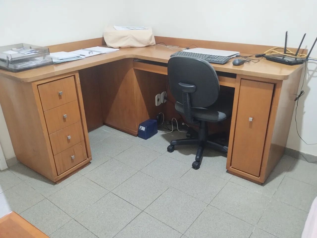 Computer Desk432209427799091200