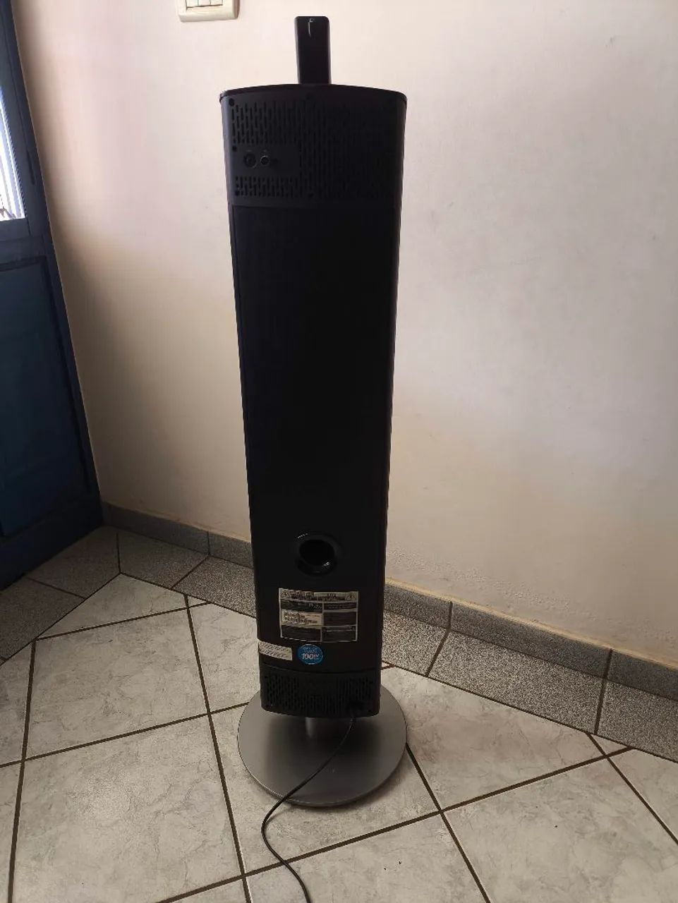 Caixa torre importada Philips DC570 com controle  - Foto 5