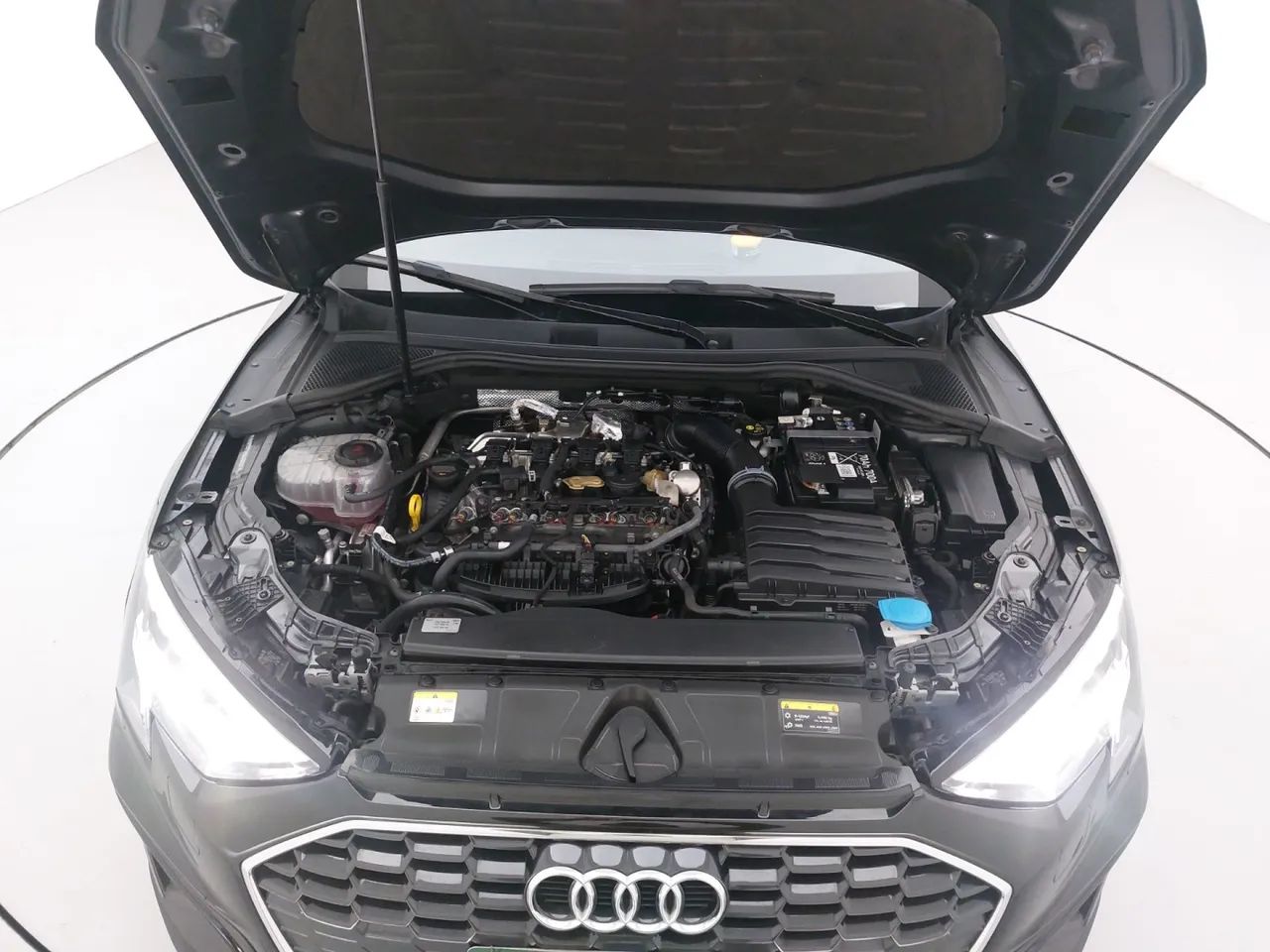 Audi A3 Sedan S-line 2.0 TFSI S-tronic, foto 10 de 18