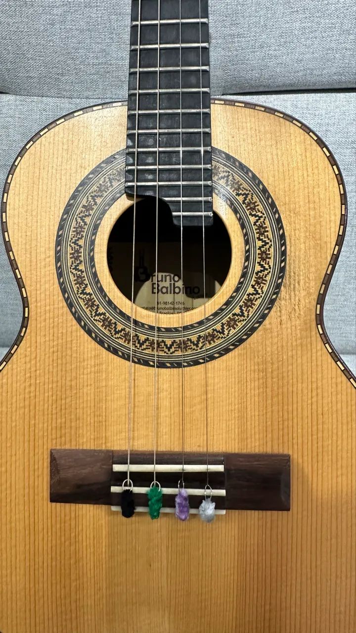 Cavaquinho de Jacarandá Luthier Bruno Balbino com case - Foto 5