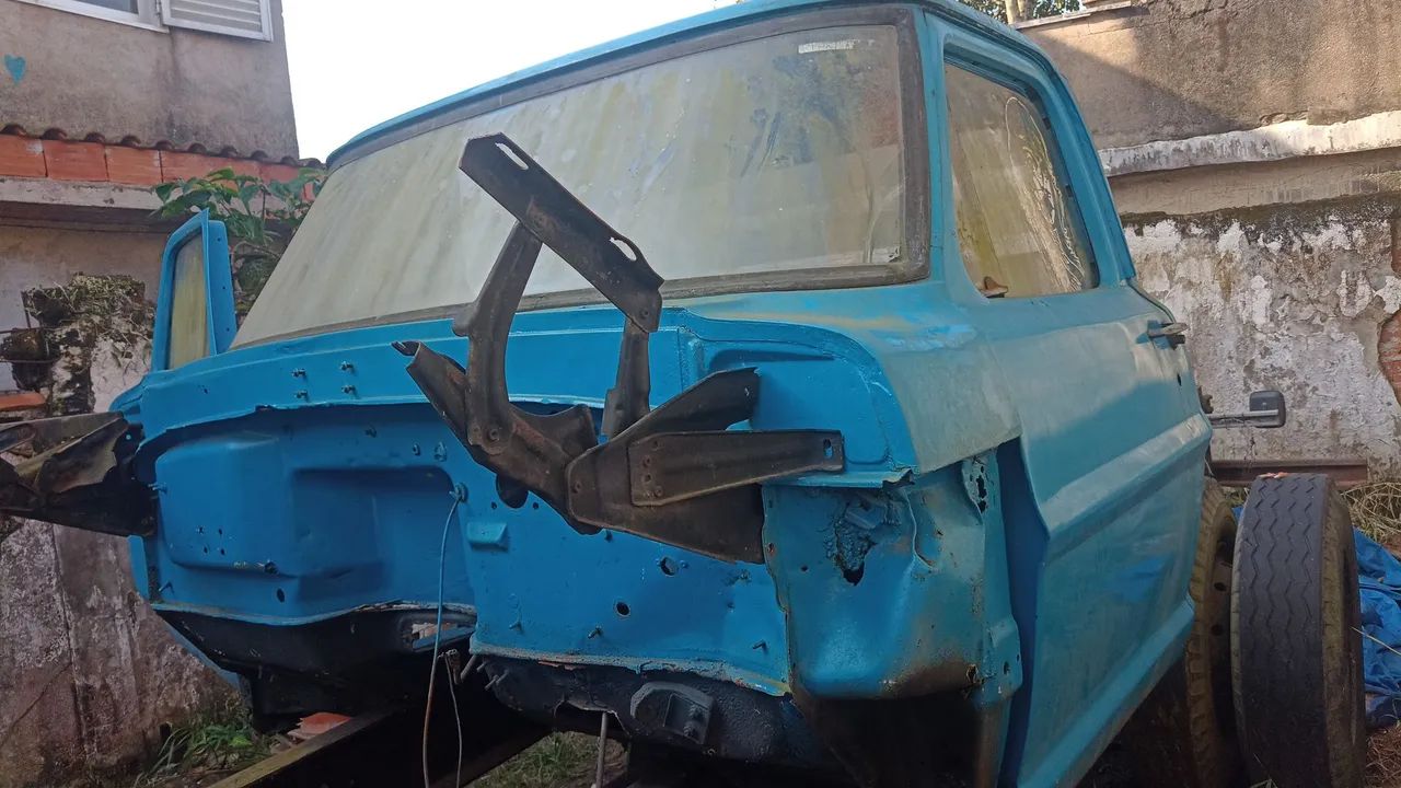 Cabine Ford F600 - Foto 2