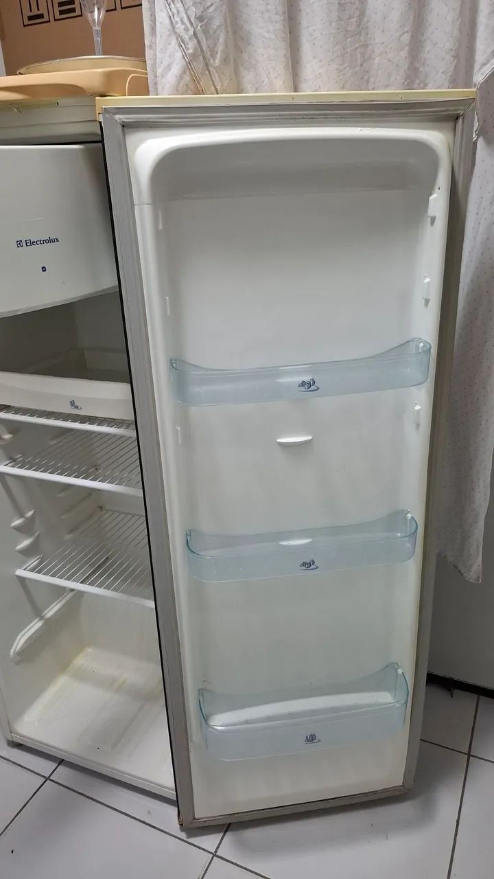 Geladeira Electrolux Envelopada - Foto 4