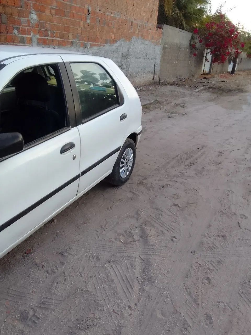 Palio 99 ( 4 portas)