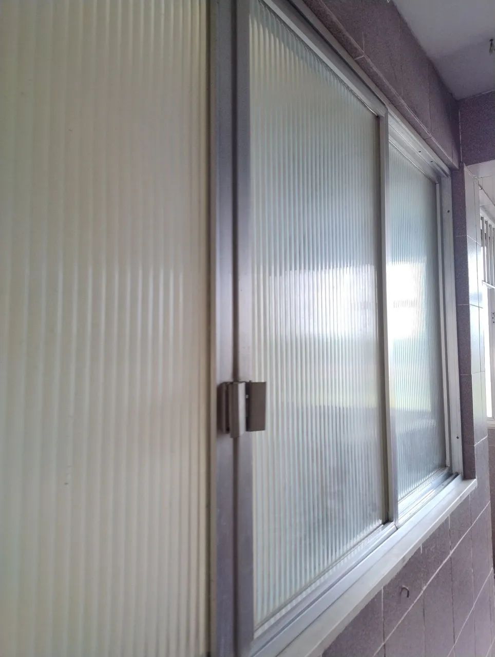 Semi-new aluminum windows64962668969985122