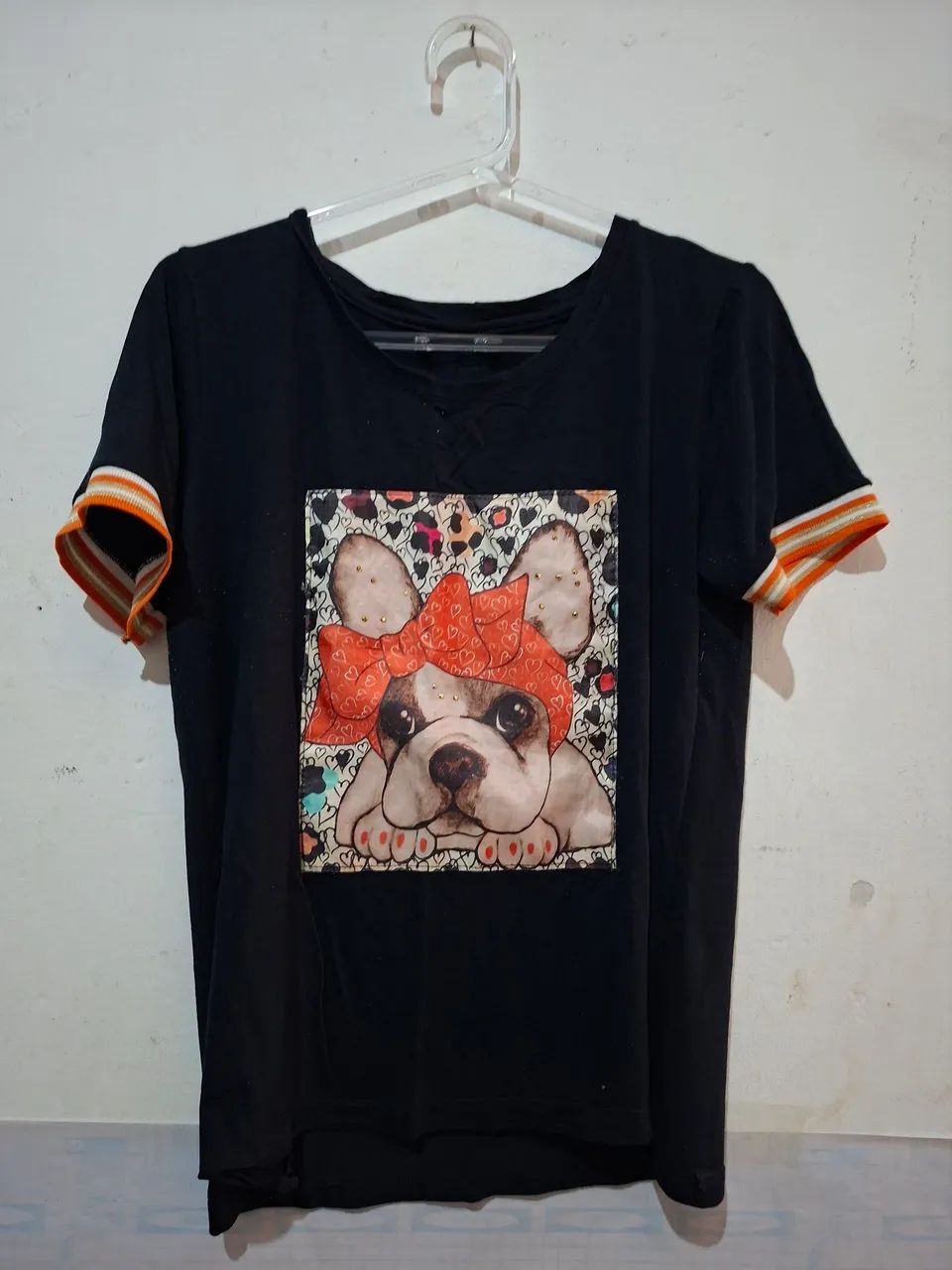 Camisa preta, tamanho M