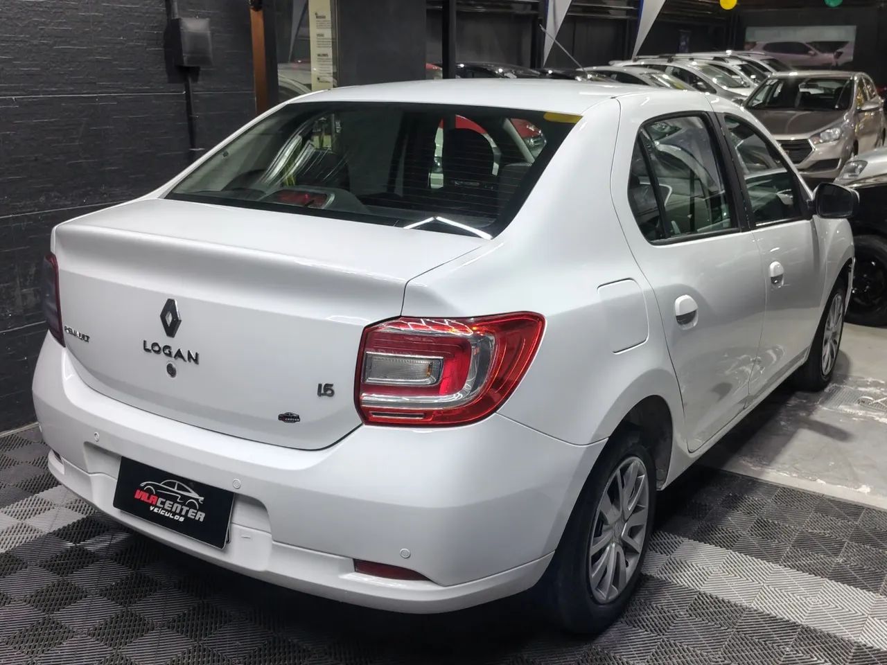 Renault Logan Expression Flex 1.6 16V 4P 2016 - Foto 4