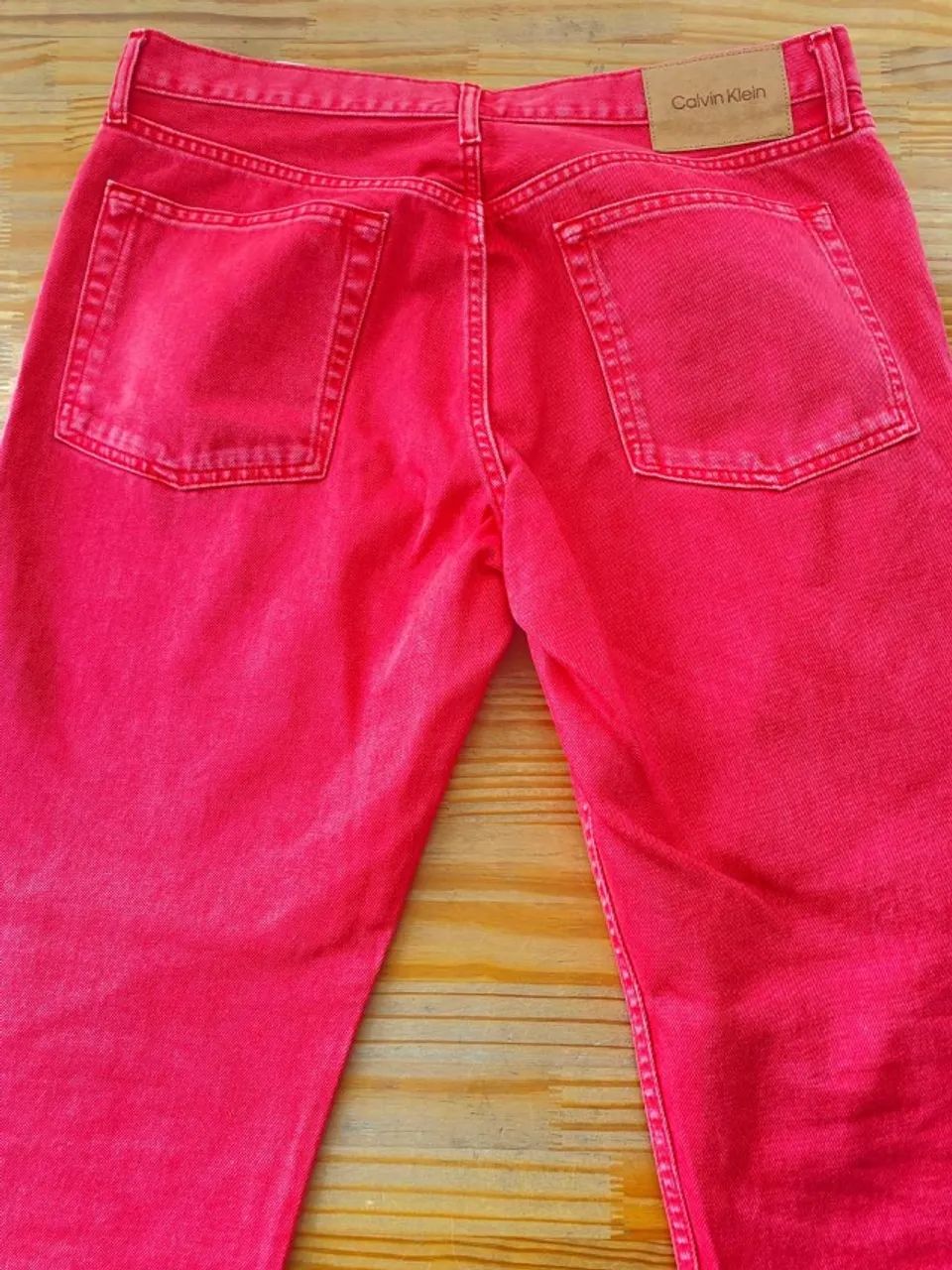 Calça Original Calvin Klein. Cor Coral. Feminina. 44 - Foto 4