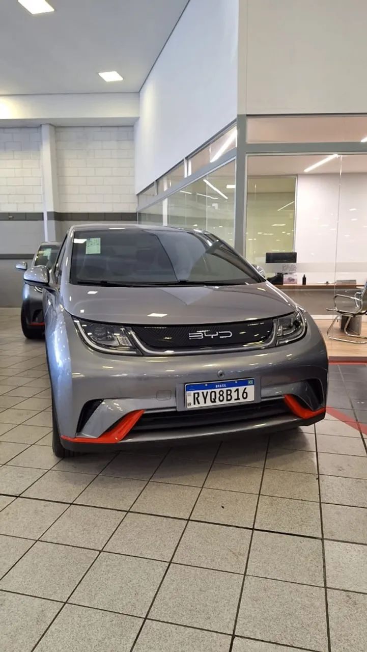 BYD Dolphin EV (Elétrico) 2024