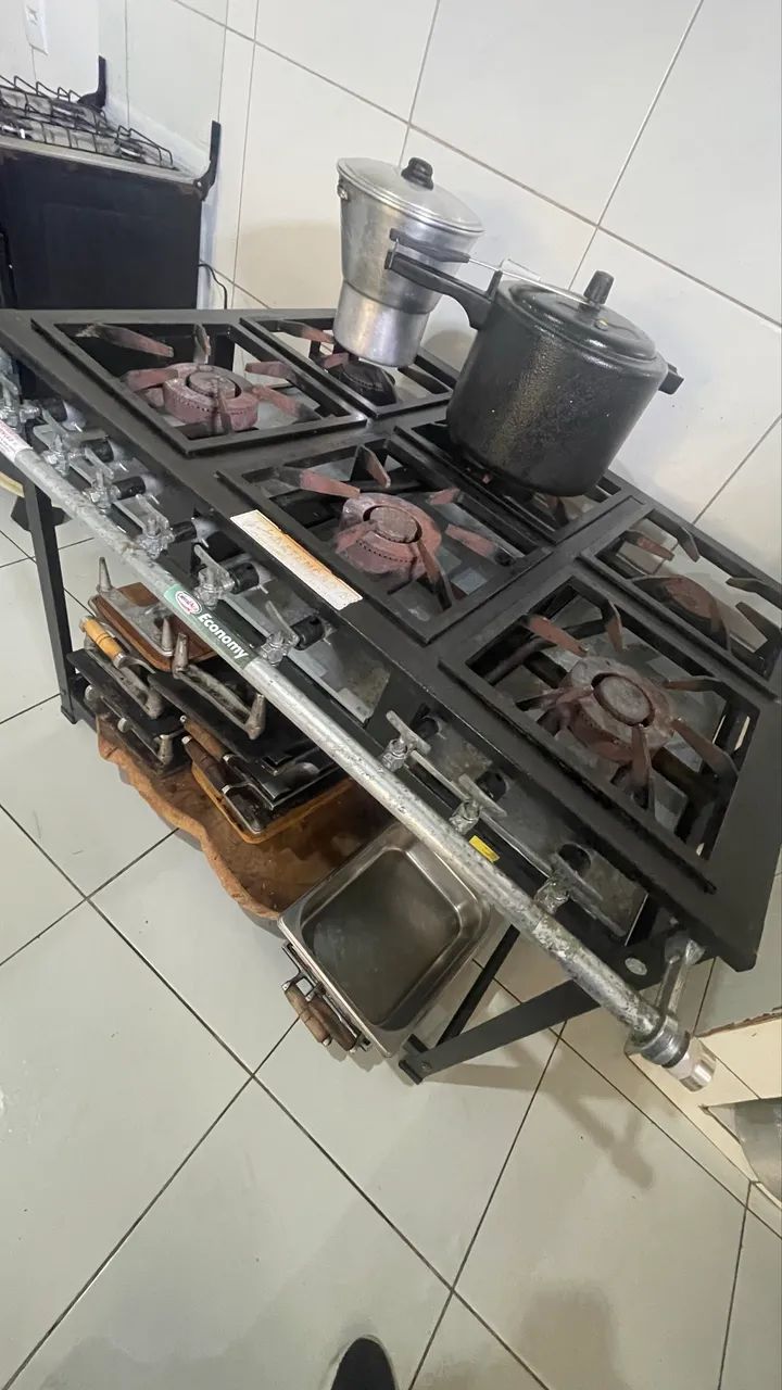 Vendo Self Service + Fogão Industrial  - Foto 4