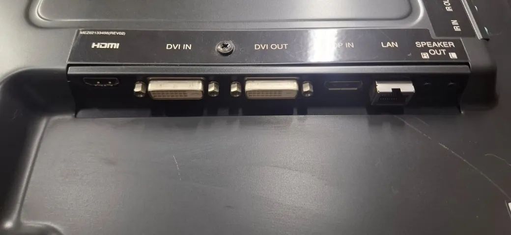 Monitor LG 47" Full HD Profissional IPS  - Foto 5