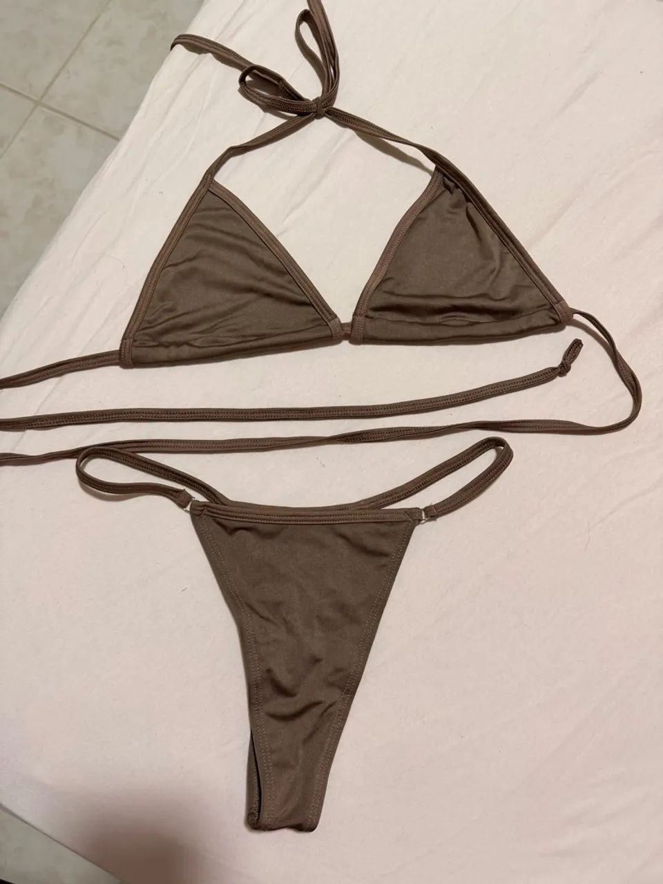 Vendo bikini tamanho G 