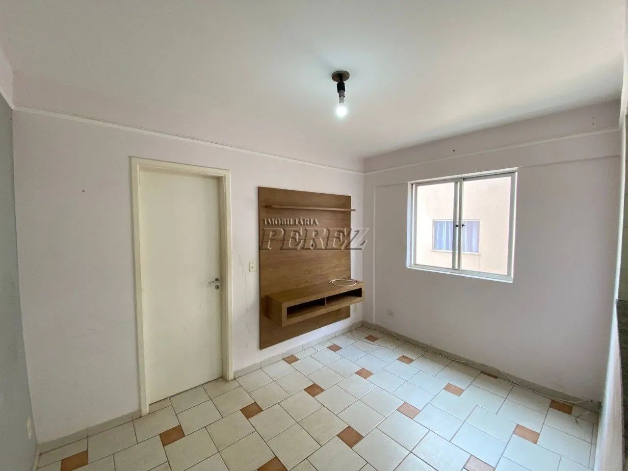 Apartamento para alugar na Rua Uruguai no Edifício Panoramic, no centro de Londrina. - Foto 3