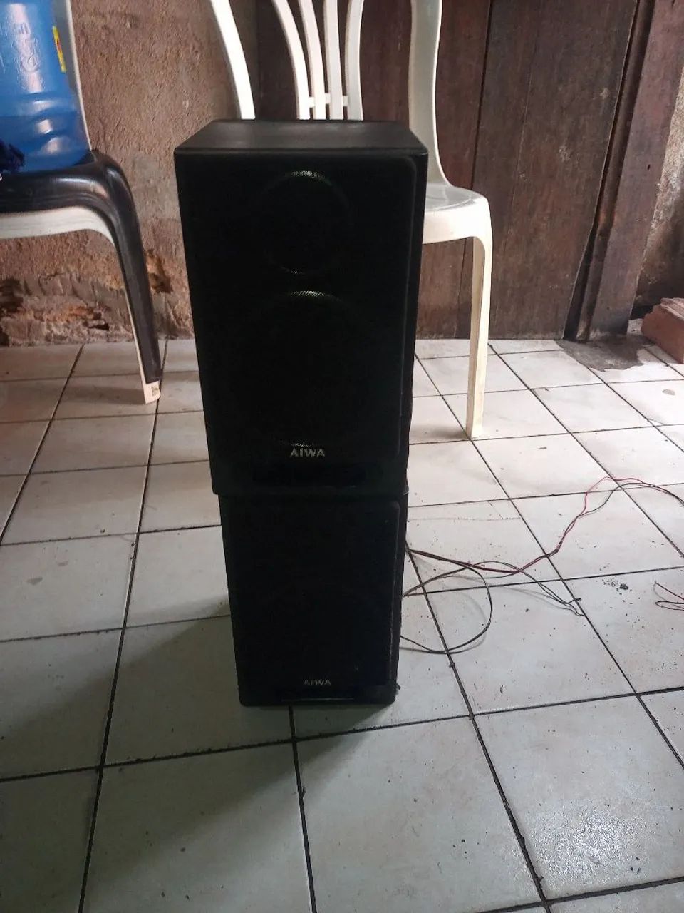 Vendo duas caixas de som 