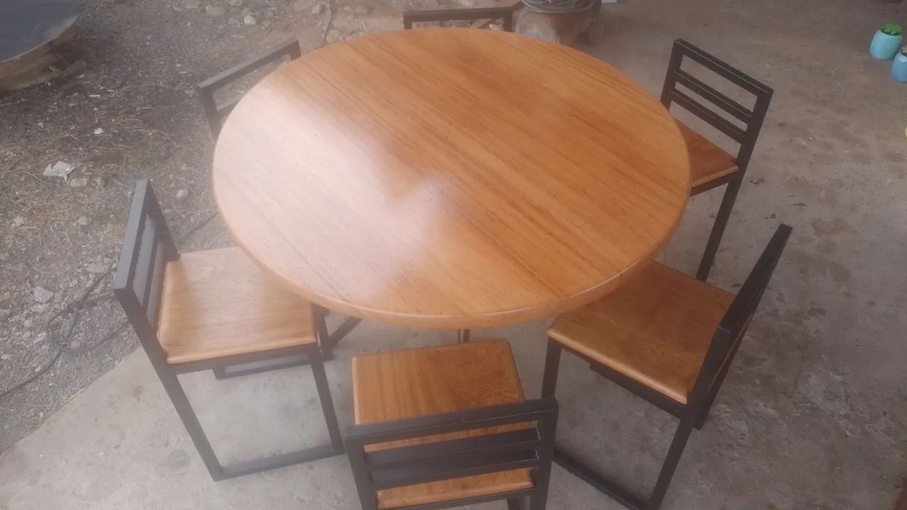 Vende-se jogo de mesa industrializada  - Foto 4