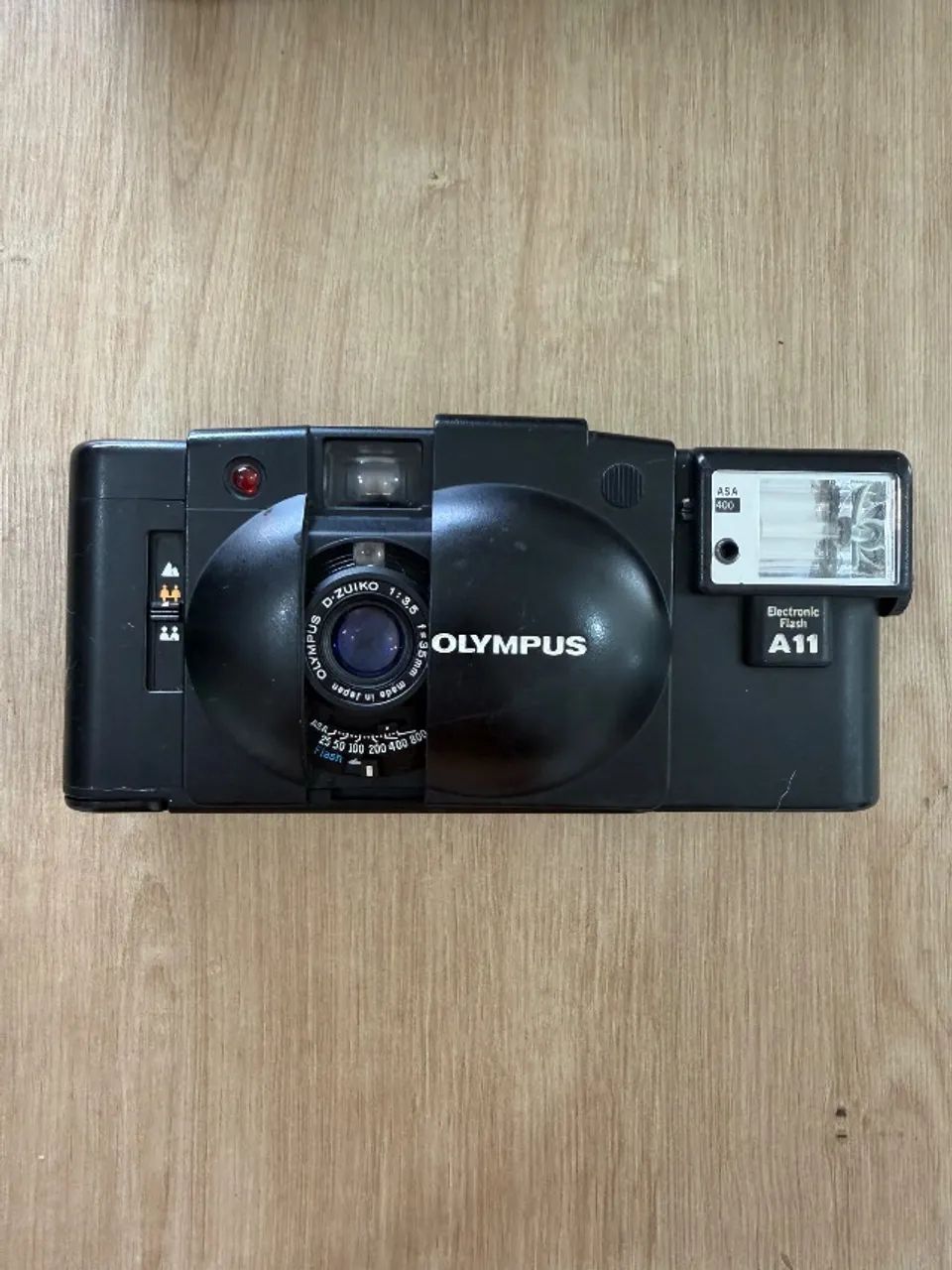 Olympus XA2 + Flash A11 Revisada (com caixa e manual) - Câmeras e