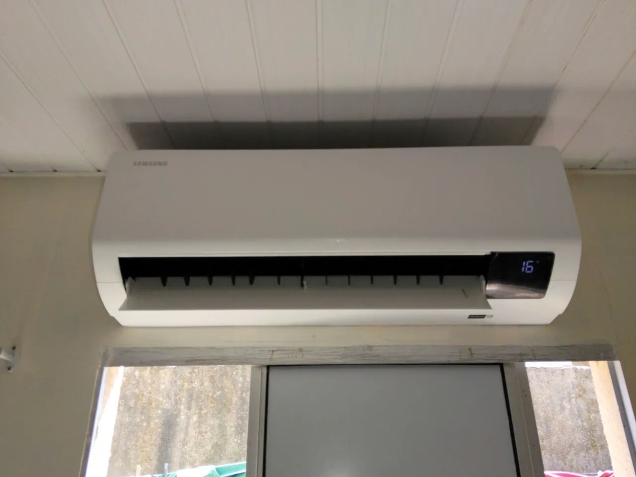 INSTALAÇÃO AR CONDICIONADO 