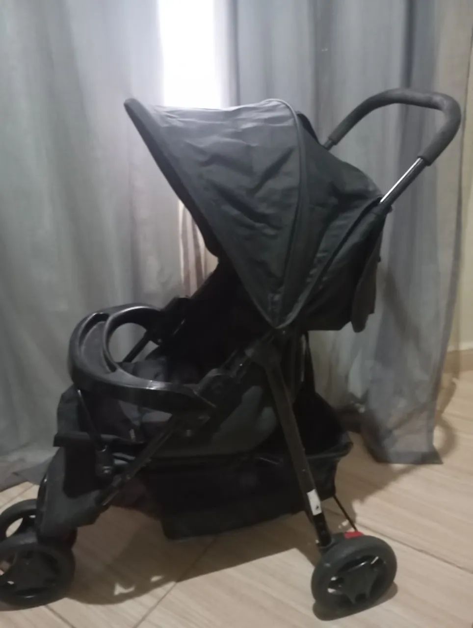 carrinho de bebê 