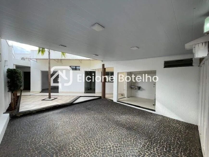 Casa Comercial para Aluguel no Bairro Tibery, em Uberlândia