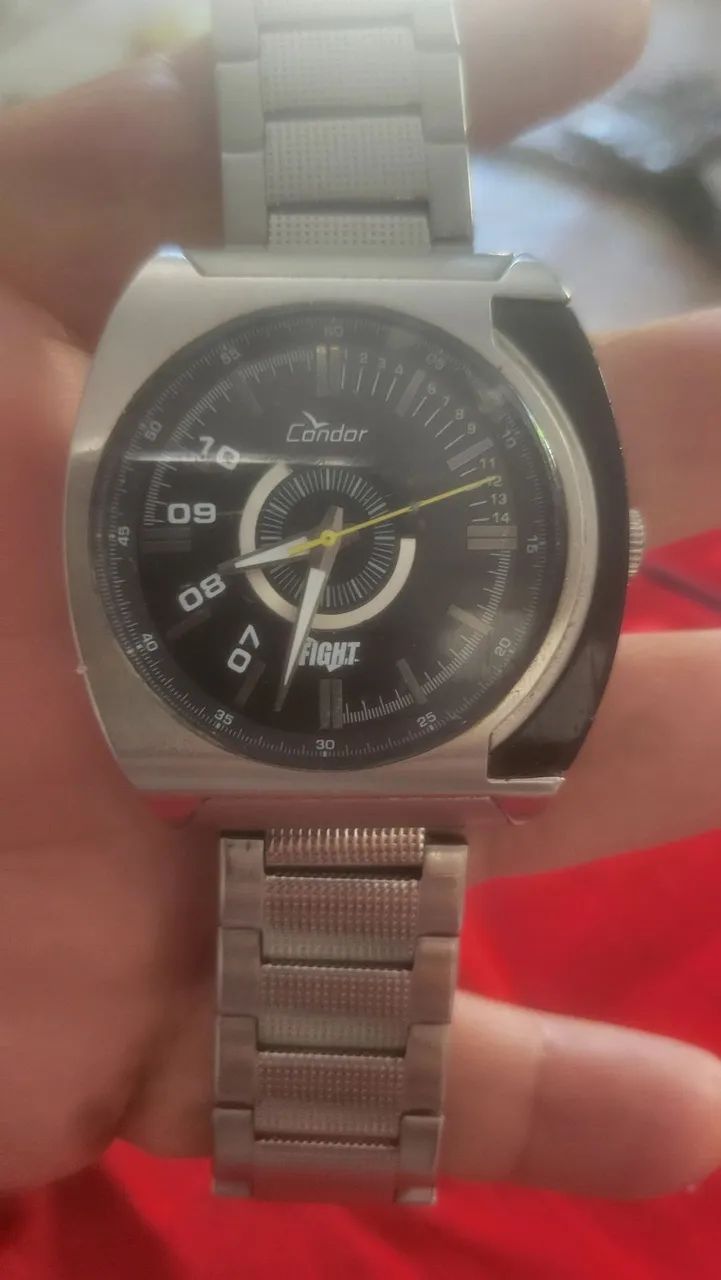 Relógio Condor aço sólido 