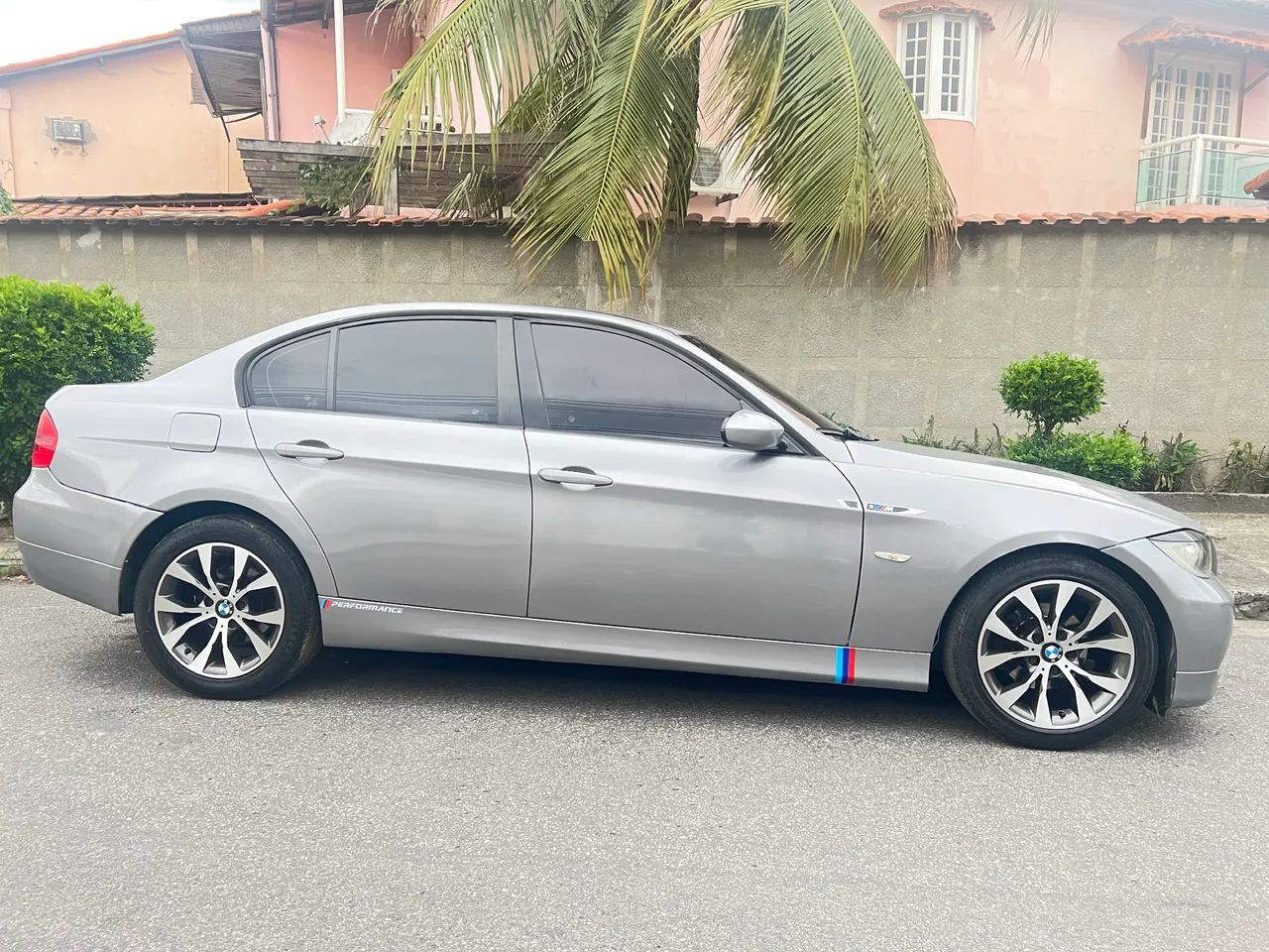 BMW 320I A 2007 - Foto 2
