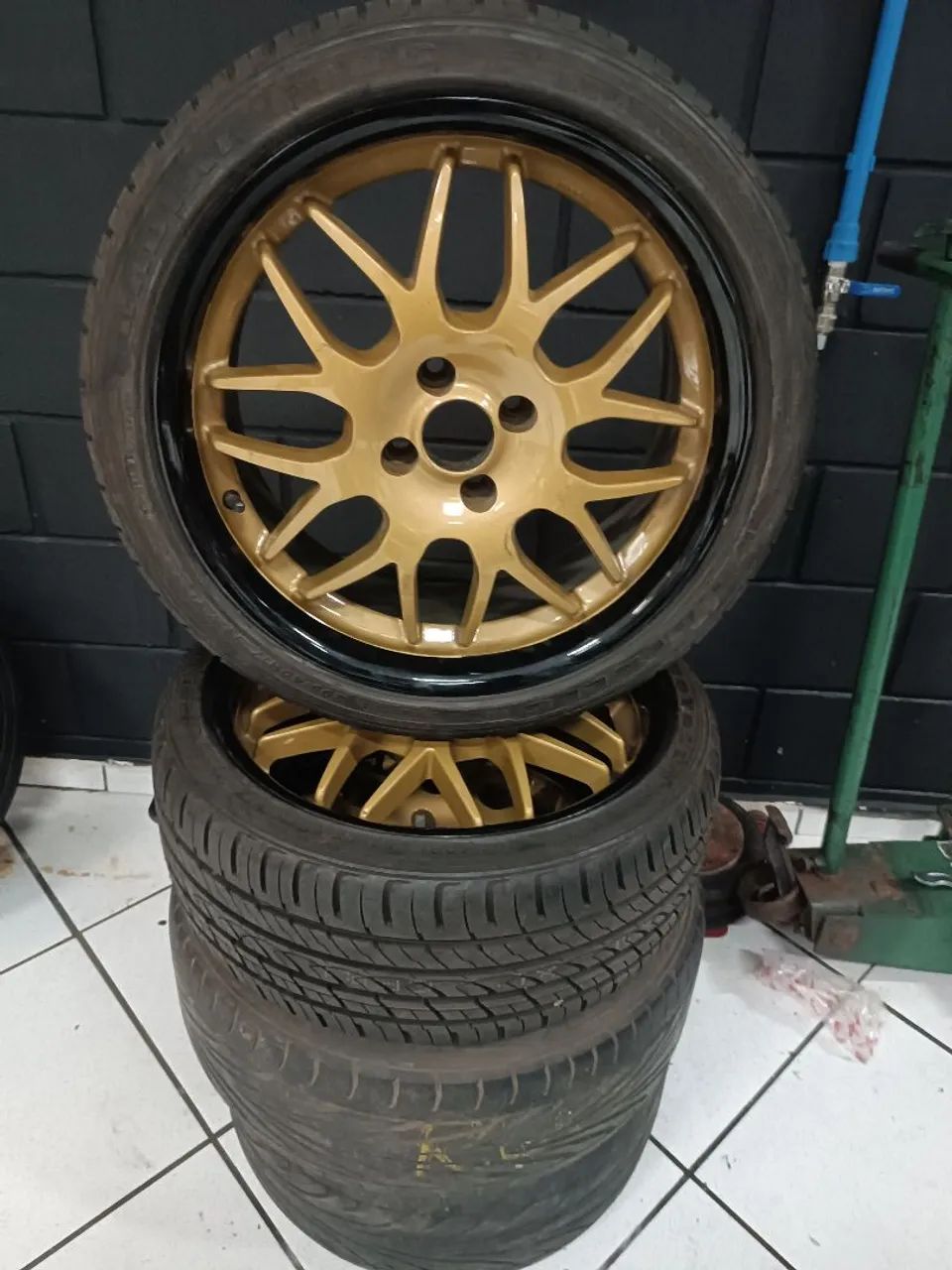 Rodas 17