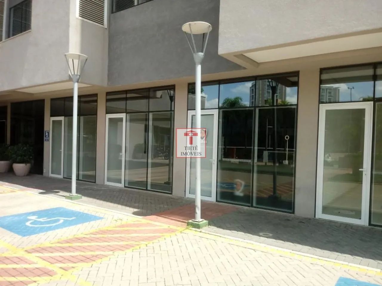 Sala, Centro de Apoio I (Alphaville) - Santana de Parnaíba