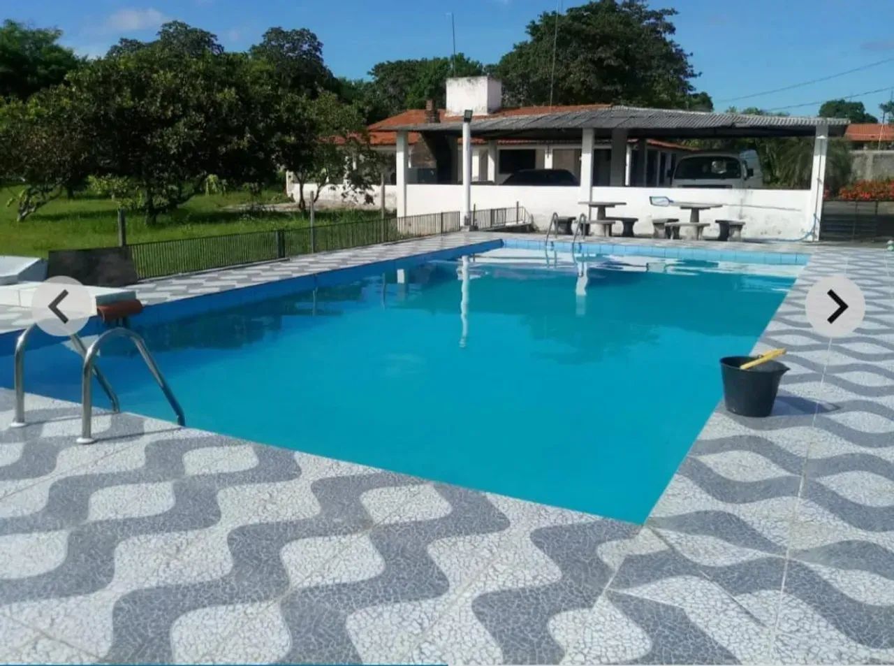SITIO EM HORIZONTE COM PISCINA E TERRENO GRANDE