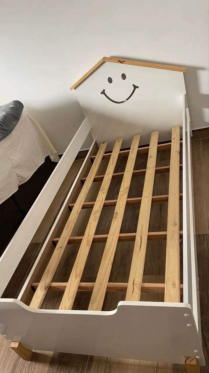 Cama de casinha solteiro 