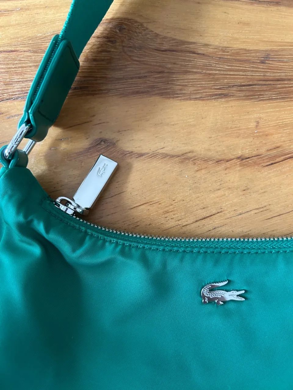 Bolsa Lacoste verde  - Foto 2