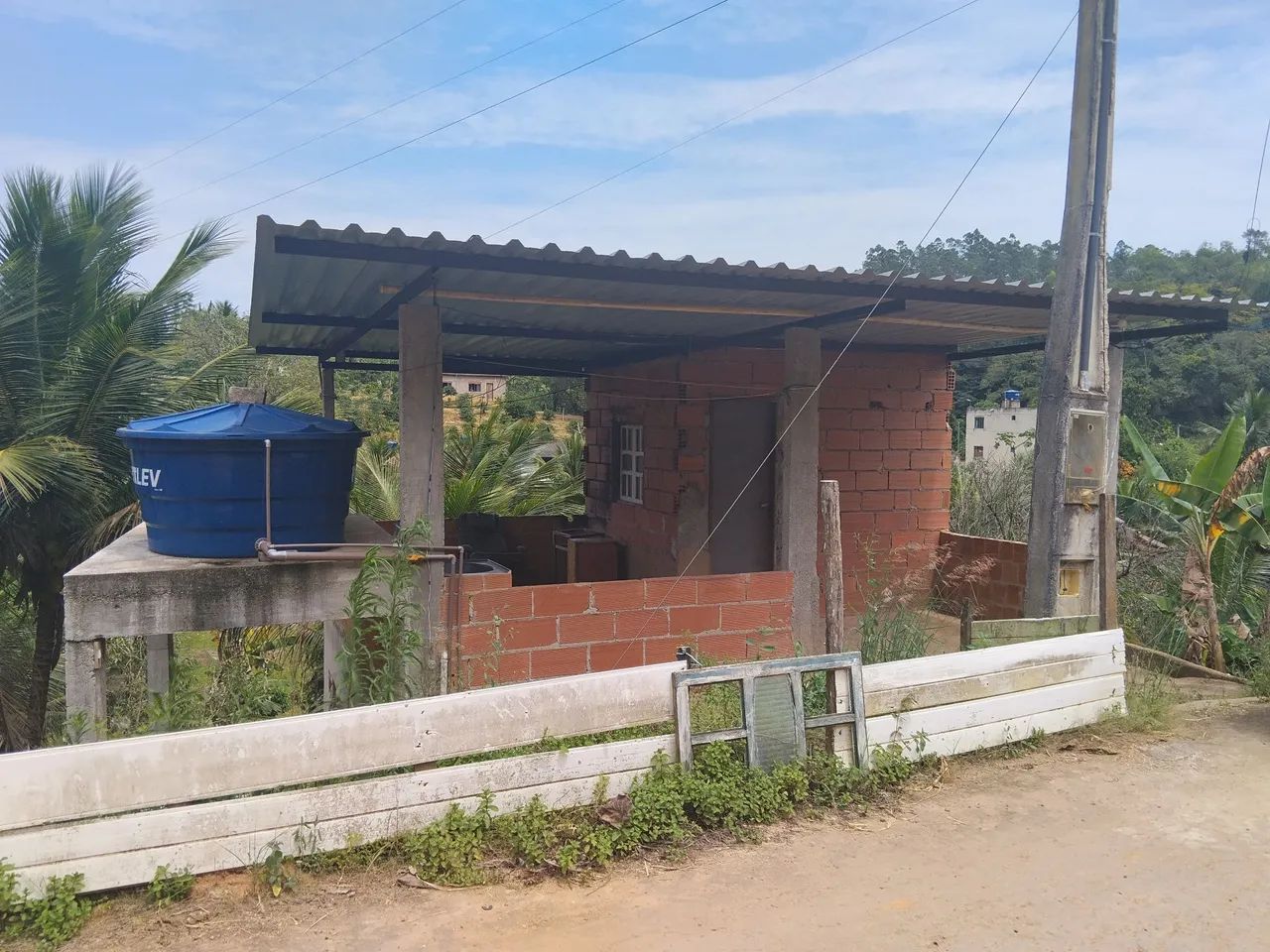 Vendo uma casa - Foto 2