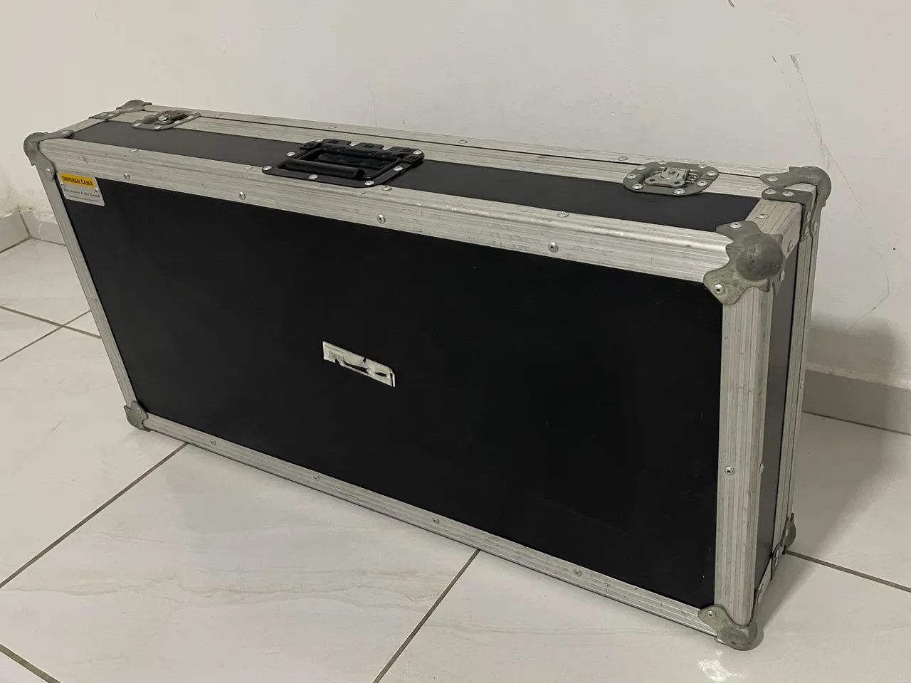 Hard case 90x40 com pedalboard - Aparelhos de Som - Itaporanga