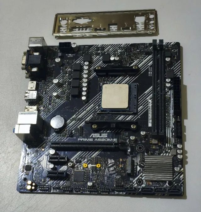 Kit - Asus A520M + R3 3200G