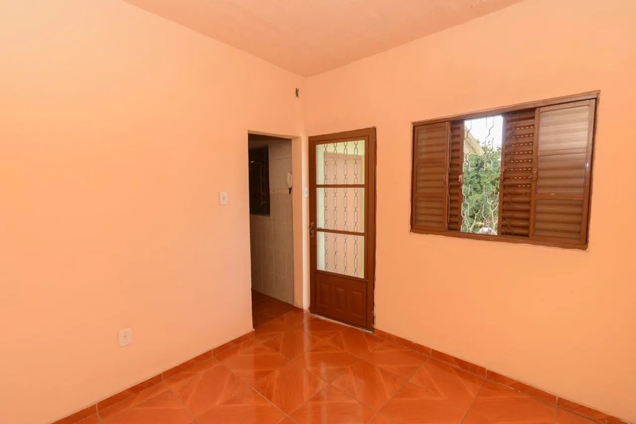 Casa à Venda - California, 8 Quartos, 306 m2 - Foto 4