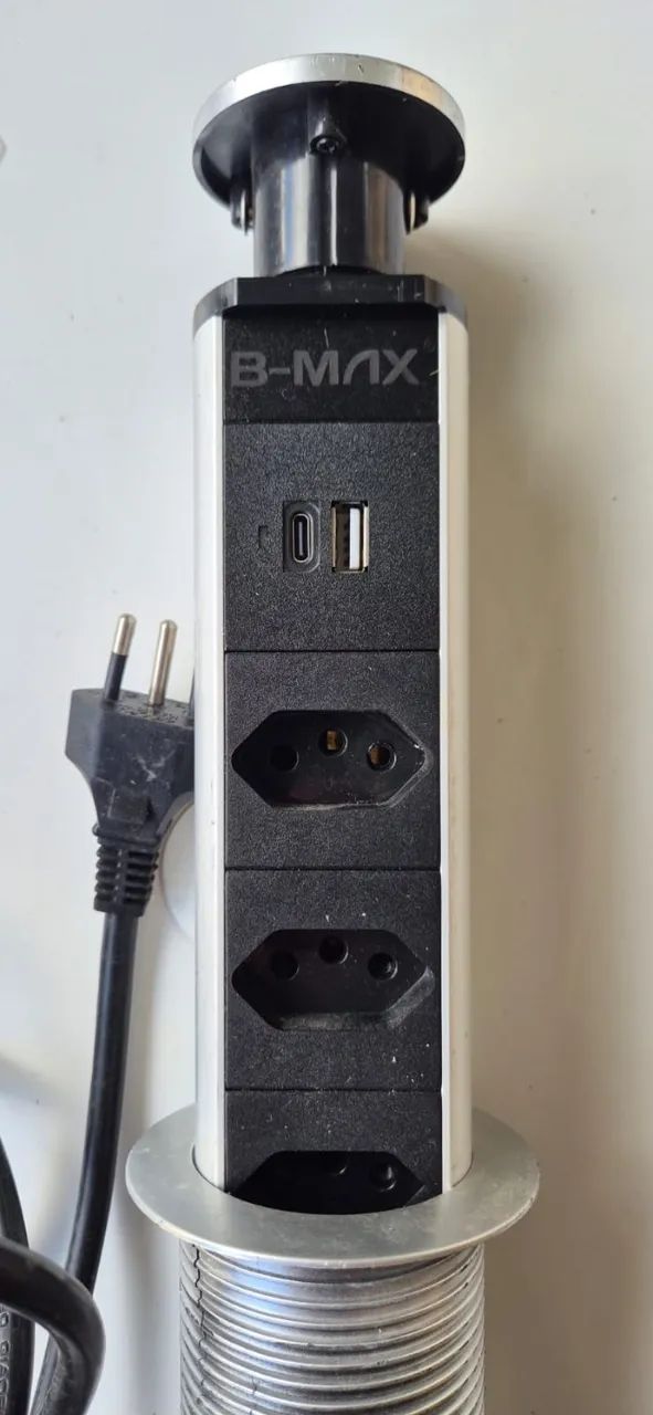 Torre De Tomada Multiplug Usb Tipo-c Retrátil Embutir Bancad