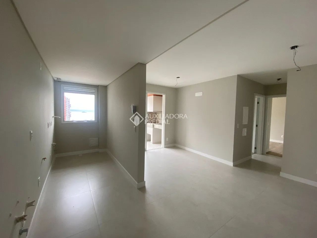 Apartamento com 2 quartos e vista para o mar, na Agronômica em Florianópolis. - Foto 2