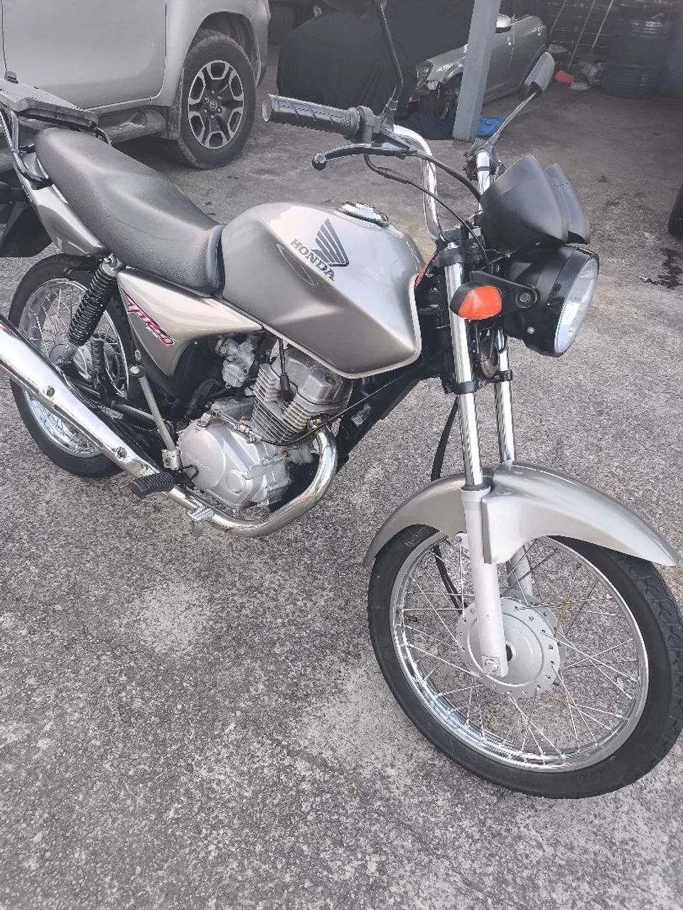 VENDO TITAN 150 ES 2008