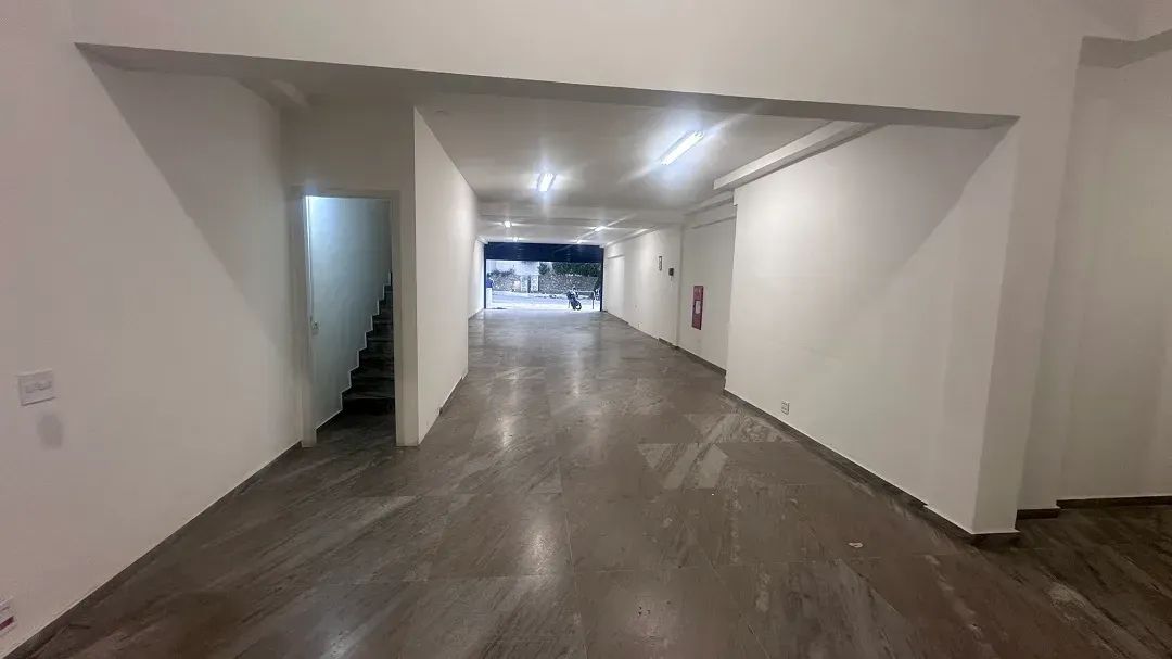 LOJA RECUADA  COM 300m2 na Savassi - Foto 2