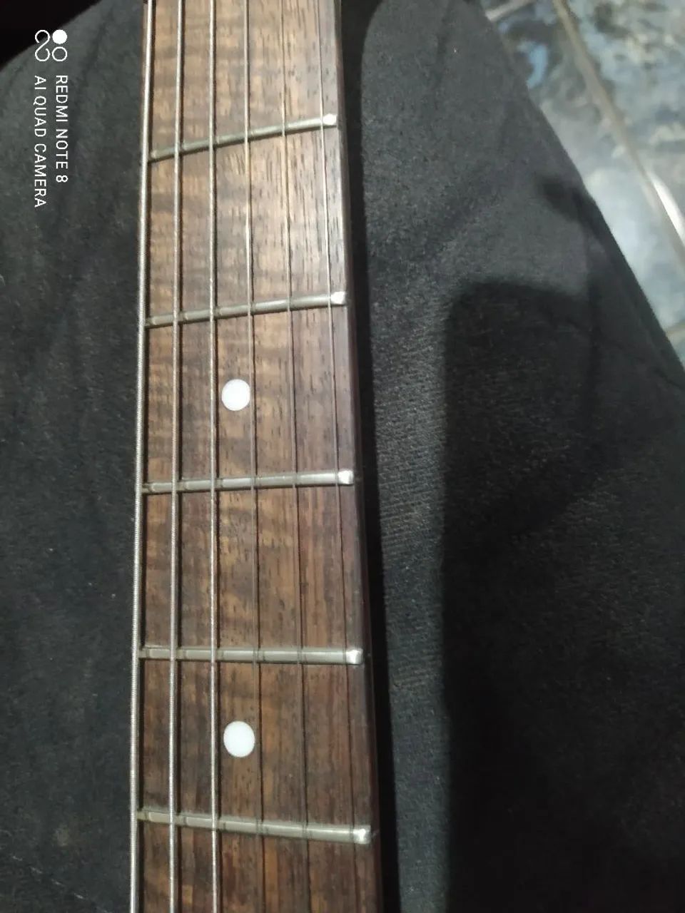 Guitarra Squier FSR Stratocaster HT HSS - Foto 3