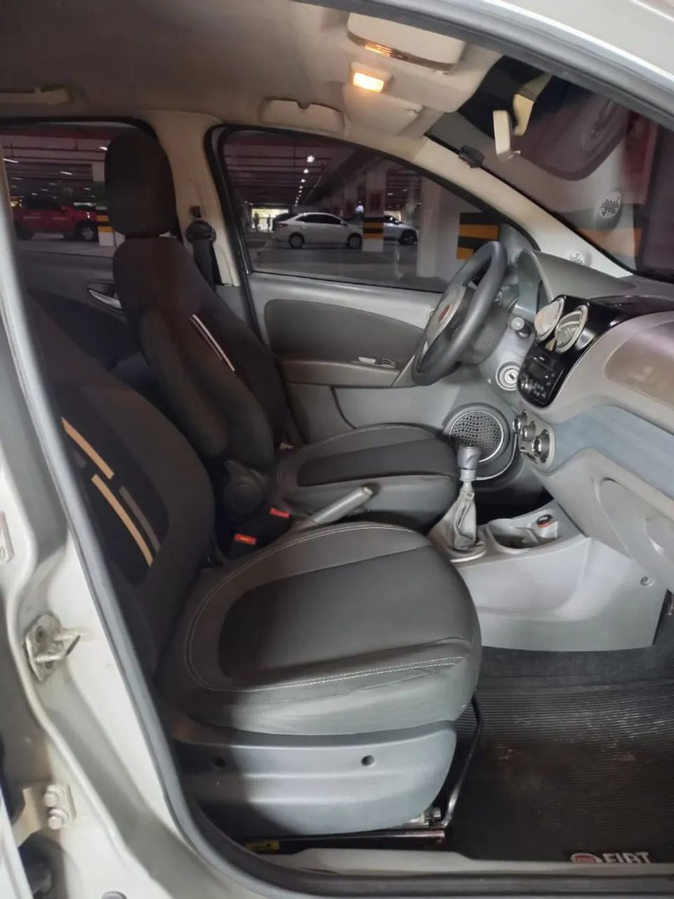 Fiat Palio Attractive 1.0 EVO Fire Flex 8V 5P 2015 - Foto 11