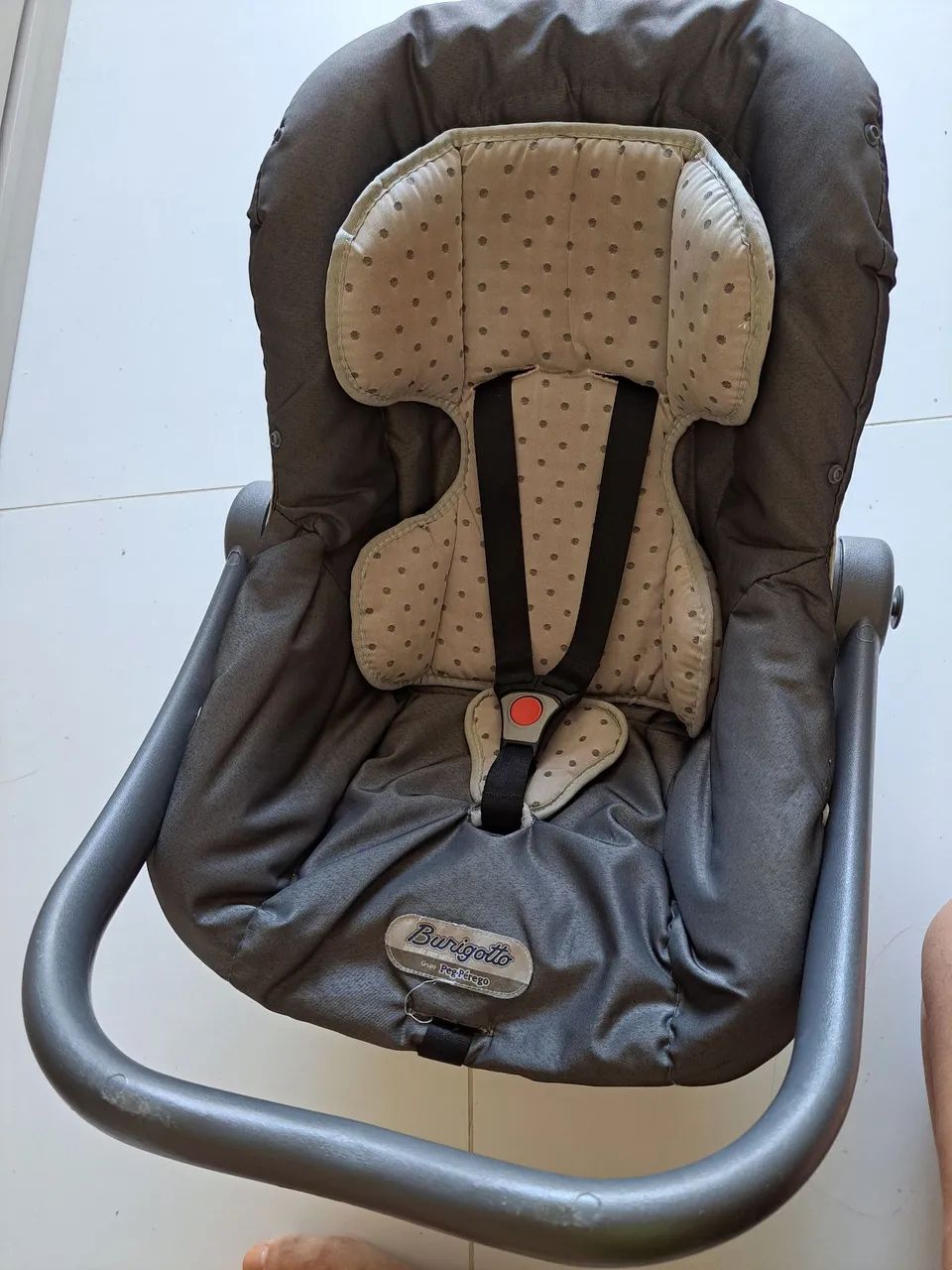 Vendo cadeirinha de carro / bebê conforto - Foto 3