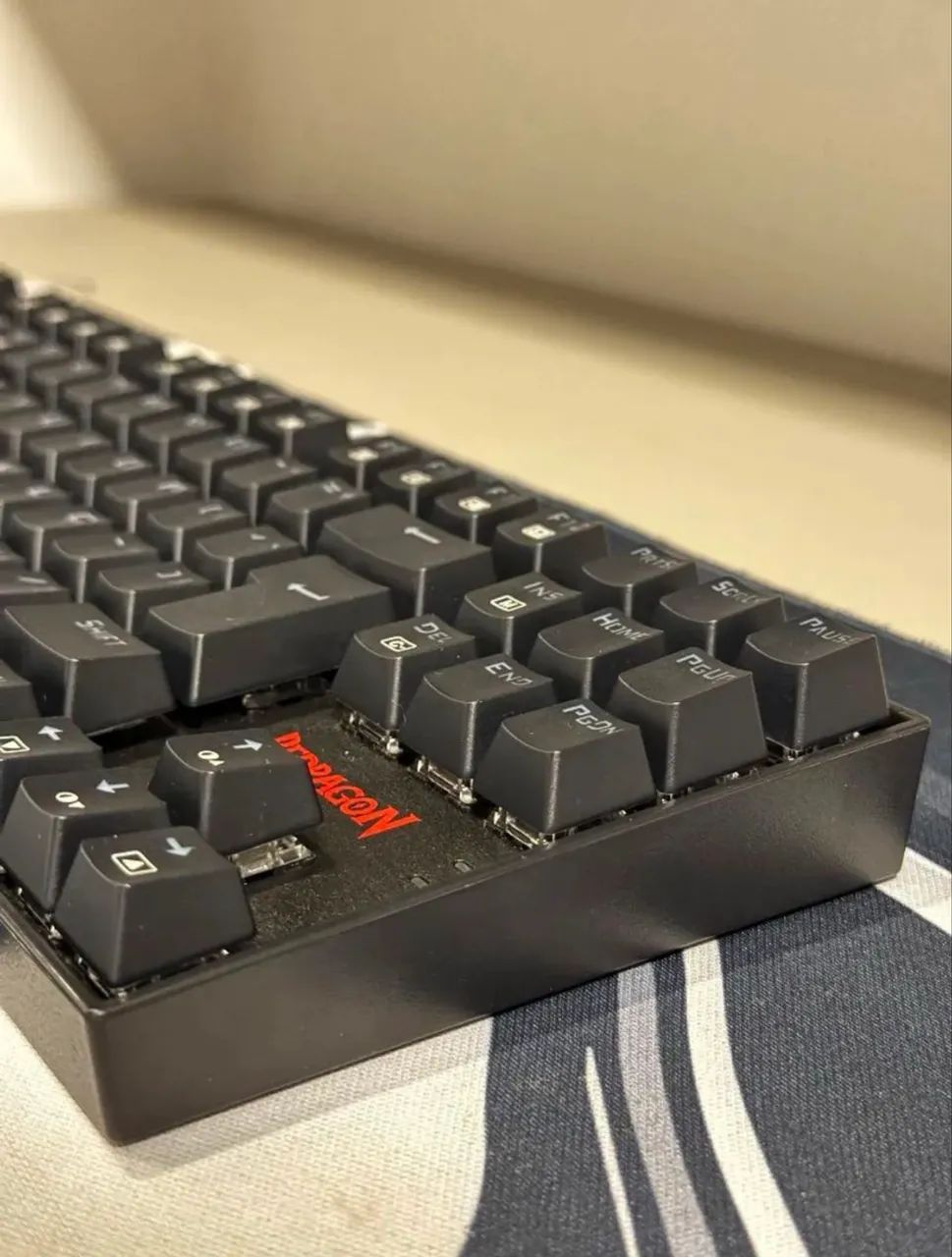 Teclado Redragon Wireless 