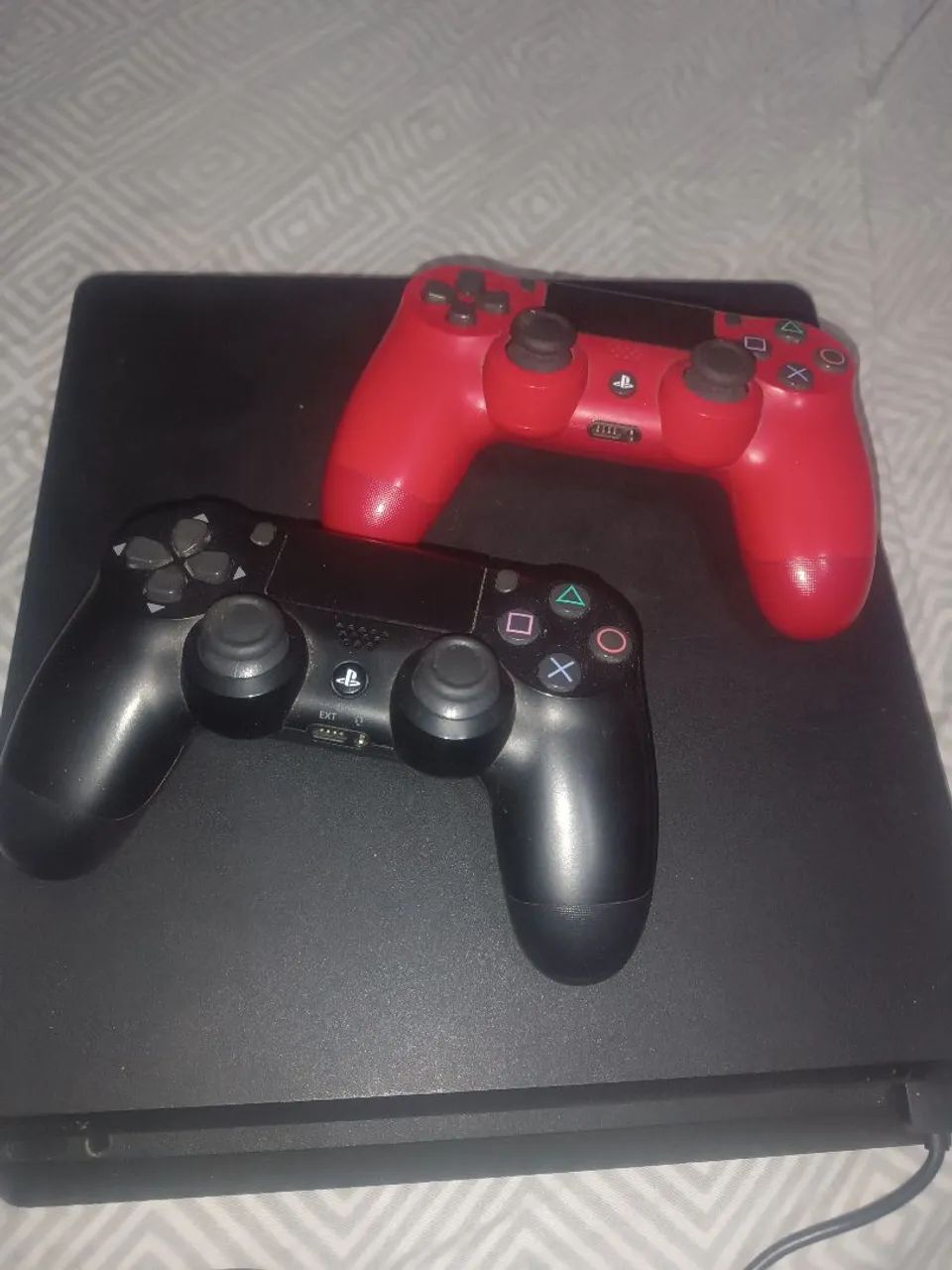PS4 SLIM (1T)
