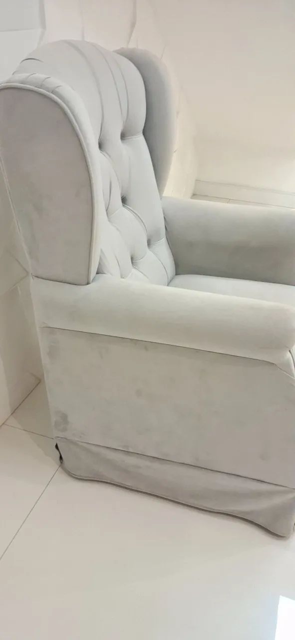 Poltrona com descanso / Poltrona para amamentação - Foto 3