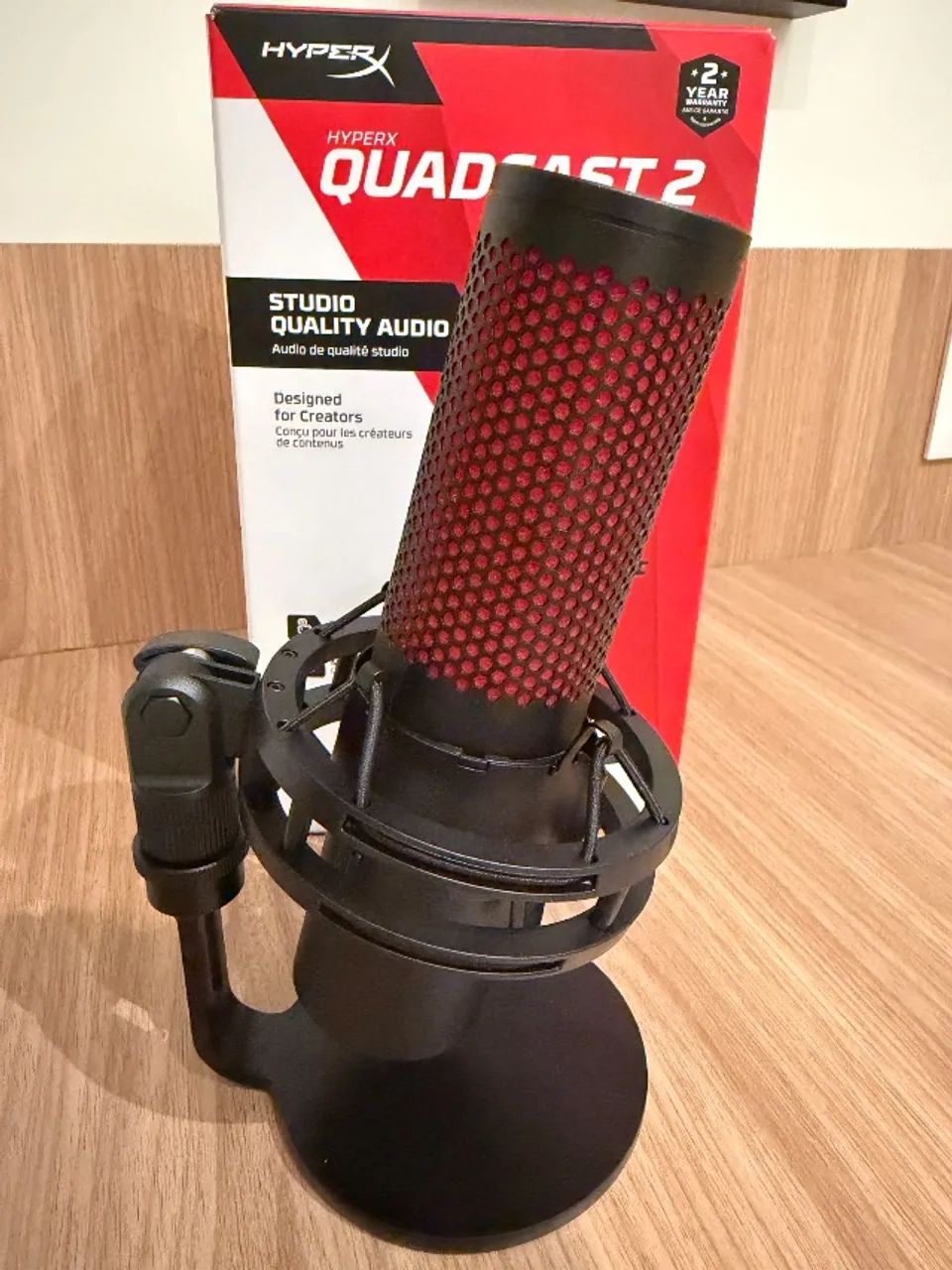 Microfone HyperX QuadCast 2 - NOVO, NUNCA USADO