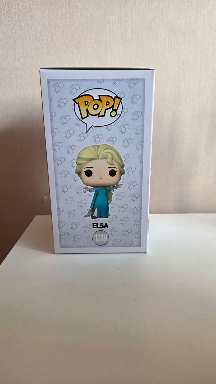 FUNKO POP Elsa Versão 100 anos - Foto 3